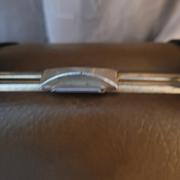 Vintage Small Barrel Hinged Handbag Faux Leather - Picture 2 of 13